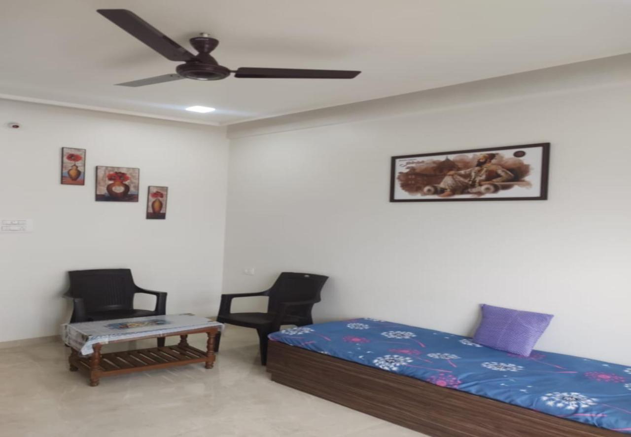 Shiv- Vatsalya Homestay Nashik Eksteriør billede