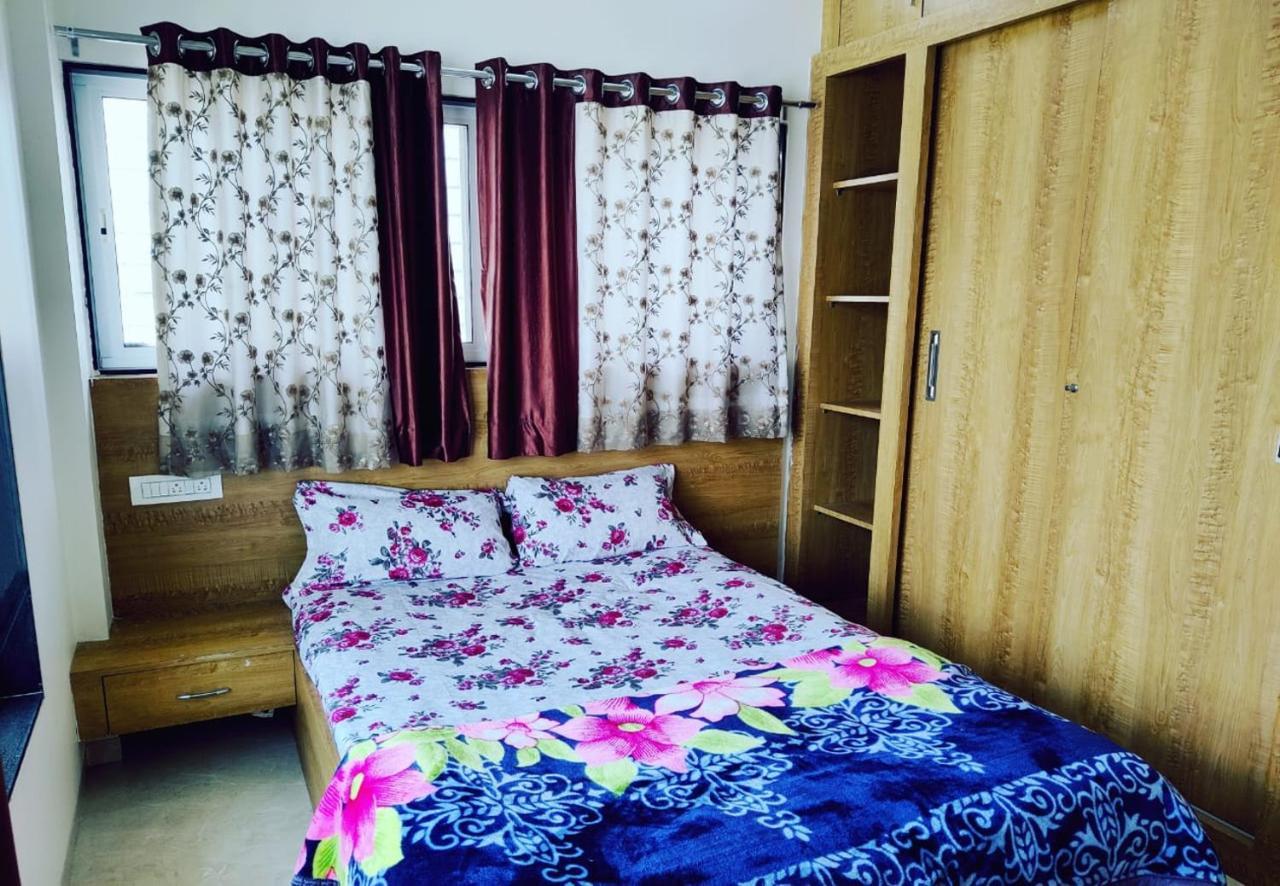 Shiv- Vatsalya Homestay Nashik Eksteriør billede